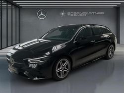 Schwarz Gebraucht 2024 Mercedes CLA180 Shooting Brake AMG Kombi | 28.790 €
