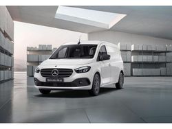 Arktikweiß Gebraucht 2023 Mercedes Citan 112 Van | 29.619 €