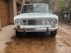 Weiß Gebraucht 1979 Lada 1200 Limousine | 6.250 €