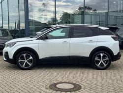 Weiß Gebraucht 2017 Peugeot 3008 Allure SUV | 16.490 € (Fairer Preis)