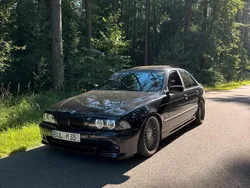 Schwarz Gebraucht 2000 BMW 540 Limousine | 18.500 €