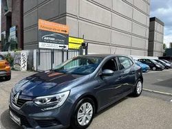Titangrau Gebraucht 2016 Renault Mégane III Life Kleinwagen | 8.950 € (Fairer Preis)