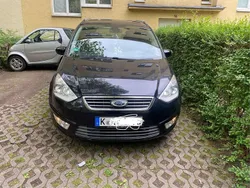 Schwarz Gebraucht 2012 Ford Galaxy Champions Edition Van / Kleinbus | 8.333 €
