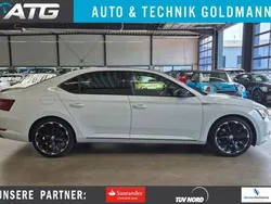 Weiß Gebraucht 2017 Skoda Superb SportLine Limousine | 20.950 € (Etwas zu teuer)