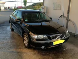 Schwarz Gebraucht 2002 Volvo S60 Limousine | 5.000 € (Teuer)