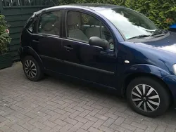 Blau Gebraucht 2006 Citroën C3 Kleinwagen | 1.650 €