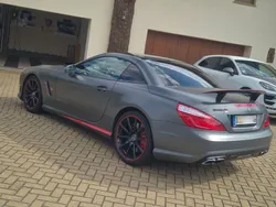 Grau Gebraucht 2013 Mercedes SL63 AMG AMG Cabrio | 79.900 €