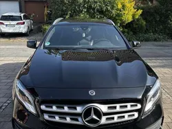 Schwarz Gebraucht 2019 Mercedes GLA180 AMG SUV | 20.000 € (Fairer Preis)