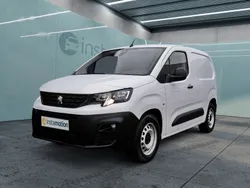 Weiß Gebraucht 2022 Peugeot E-Partner Premium Van / Kleinbus | 23.110 € (Fairer Preis)