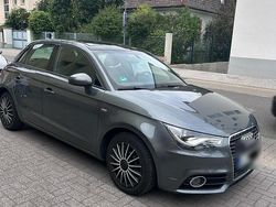 Grau Gebraucht 2012 Audi A1 S-Line Kleinwagen | 8.800 €
