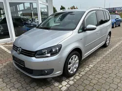 Silber Gebraucht 2013 VW Touran Life Van / Kleinbus | 7.990 € (Guter Preis)