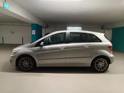 Silber Gebraucht 2009 Mercedes B200 Van / Kleinbus | 2.000 € (Superpreis)