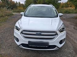 Weiß Gebraucht 2018 Ford Kuga SUV | 9.900 € (Superpreis)
