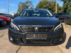 Grau Gebraucht 2017 Peugeot 308 Active Kombi | 10.999 € (Etwas zu teuer)