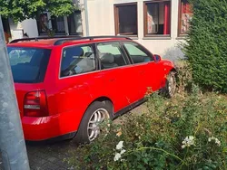 Rot Gebraucht 2000 Audi A4 Kombi | 2.200 € (Etwas zu teuer)