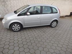 Silber Gebraucht 2003 Opel Meriva Van / Kleinbus | 600 € (Guter Preis)