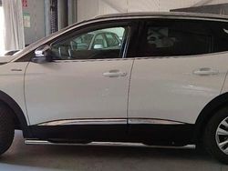 Weiß Gebraucht 2017 Peugeot 3008 Active SUV | 13.800 € (Fairer Preis)