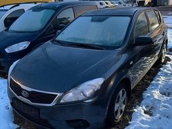 Gebraucht 2011 Kia Ceed Kleinwagen | 3.500 € (Superpreis)