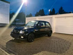 Schwarz Gebraucht 2000 Nissan Micra Kleinwagen | 900 € (Etwas zu teuer)