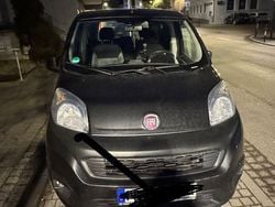 Schwarz Gebraucht 2019 Fiat Qubo Lounge Van / Kleinbus | 7.000 € (Fairer Preis)
