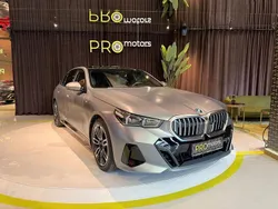 Grau Gebraucht 2024 BMW 550e M Sport Limousine | 77.350 € (Fairer Preis)