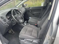 Silber Gebraucht 2011 VW Golf Plus Cross Comfortline Van / Kleinbus | 4.999 € (Guter Preis)
