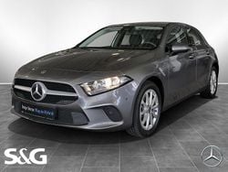 Metalliclack mountaingrau Gebraucht 2021 Mercedes A250 Limousine | 23.970 € (Guter Preis)