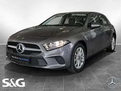 Metalliclack mountaingrau Gebraucht 2021 Mercedes A250 Limousine | 24.870 € (Guter Preis)