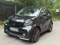 Schwarz Gebraucht 2017 Smart ForTwo Cabrio Cabrio | 18.490 € (Fairer Preis)