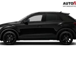 Deep black perleffekt Neu 2025 VW T-Roc Style SUV | 33.594 € (Guter Preis)