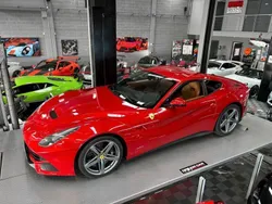 Rot Gebraucht 2012 Ferrari F12 | 214.900 €