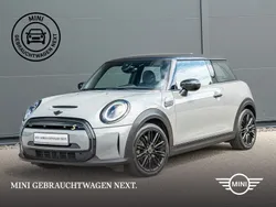 Moonwalk grey (metallic) Gebraucht 2021 Mini Cooper Kleinwagen | 15.430 € (Guter Preis)
