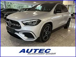 Silber, metallic Gebraucht 2023 Mercedes GLA200 Premium SUV | 41.888 € (Etwas zu teuer)