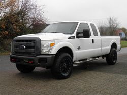 Weiß Gebraucht 2014 Ford F350 Abholung | 23.000 €