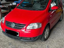 Rot Gebraucht 2010 VW Fox Kleinwagen | 1.400 € (Guter Preis)