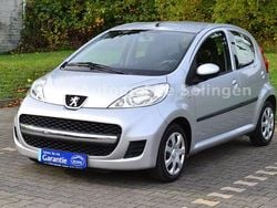 Grau Gebraucht 2009 Peugeot 107 Filou Kleinwagen | 4.980 € (Fairer Preis)