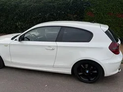 Weiß Gebraucht 2010 BMW 116 Kleinwagen | 4.700 € (Fairer Preis)