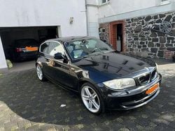 Schwarz Gebraucht 2010 BMW 118 Coupé Coupé | 3.700 € (Fairer Preis)