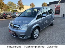 Grau Gebraucht 2008 Opel Meriva Basis Van / Kleinbus | 4.250 € (Teuer)