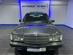 Schwarz metallic Gebraucht 1990 Mercedes 190 Limousine | 6.999 €