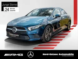 Blau Gebraucht 2021 Mercedes A200 Progressive Limousine | 25.990 € (Etwas zu teuer)