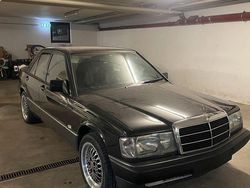 Schwarz Gebraucht 1991 Mercedes 190 Limousine | 6.000 €