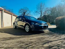 Blau Gebraucht 2015 VW Golf VII LOUNGE Limousine | 9.900 € (Fairer Preis)