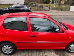 Rot Gebraucht 1999 VW Golf IV Kleinwagen | 1.000 €