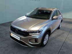 Silber Gebraucht 2024 VW T-Roc Life SUV | 27.180 € (Fairer Preis)