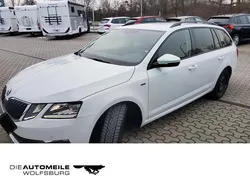 Weiß Gebraucht 2020 Skoda Octavia Soleil Kombi | 18.780 € (Superpreis)