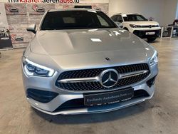 Silber Gebraucht 2023 Mercedes CLA200 AMG line Limousine | 33.990 € (Teuer)