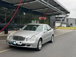 Silber Gebraucht 2004 Mercedes E220 Limousine | 3.149 € (Guter Preis)