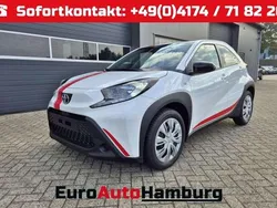 Schneeweiß Neu 2025 Toyota Aygo Business Edition Kleinwagen | 16.590 €