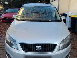 Silber Gebraucht 2014 Seat Alhambra Van / Kleinbus | 8.000 € (Fairer Preis)